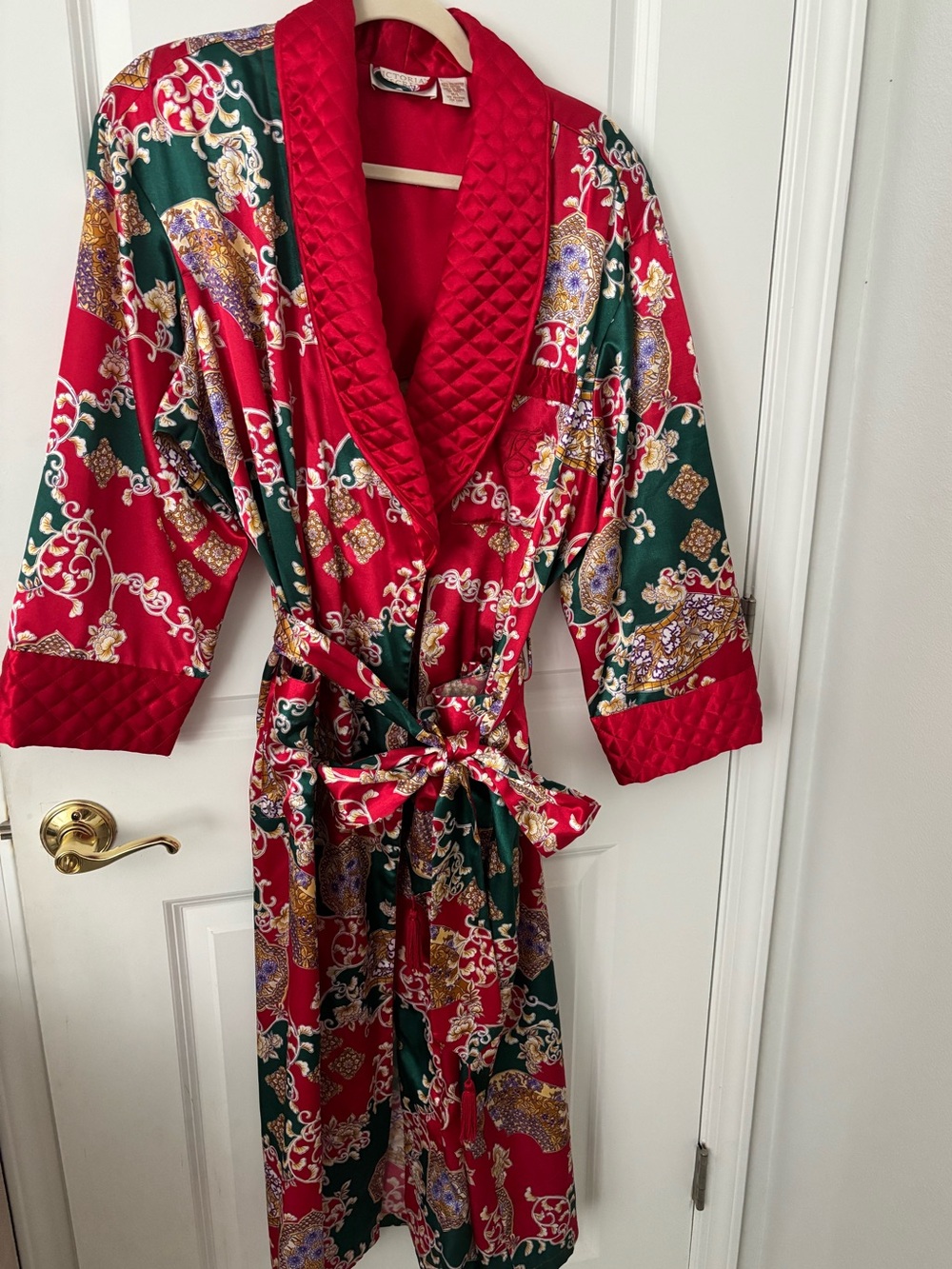 Vintage Y2K Victoria’s Secret Gold Label Kimona Satin Long Robe Tassle Floral